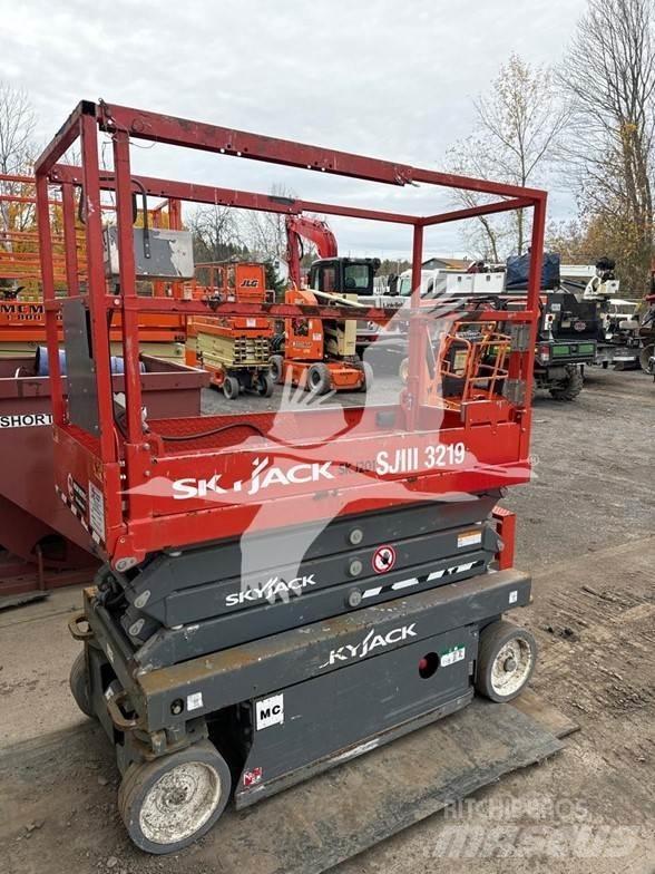 SkyJack SJ3219 Makazaste platforme
