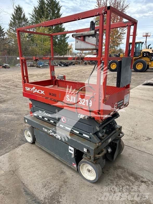 SkyJack SJ3219 Makazaste platforme