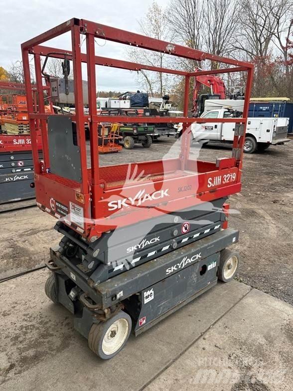 SkyJack SJ3219 Makazaste platforme