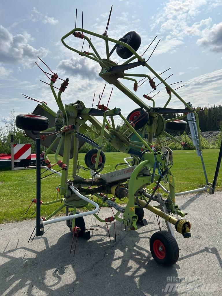 CLAAS Volto 800 Okretači i sakupljači sena