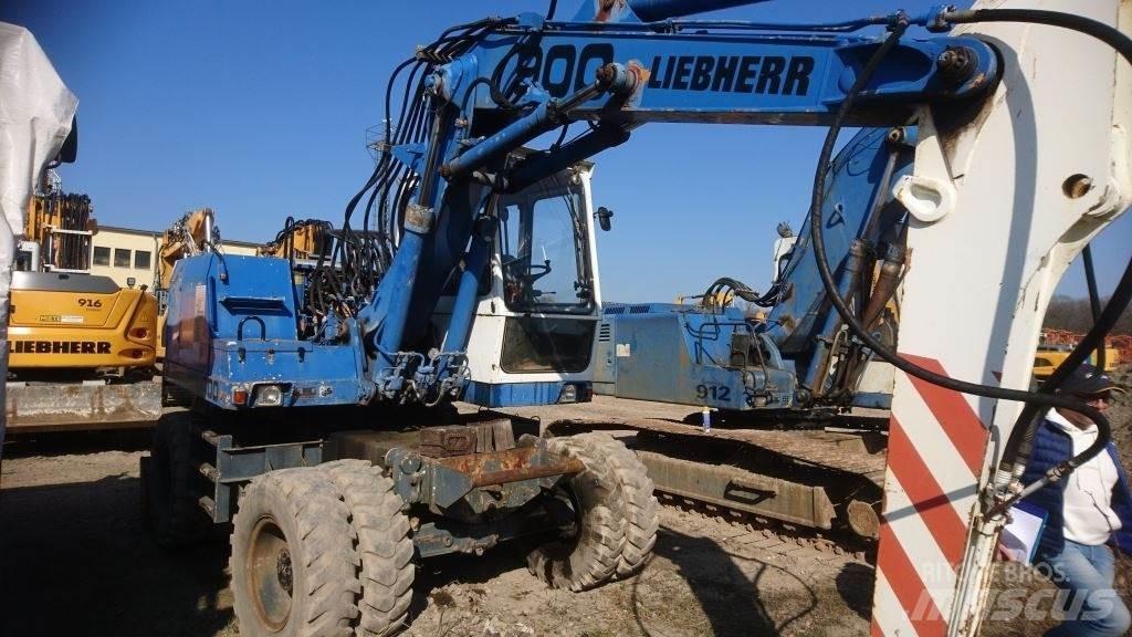 Liebherr A900 Bageri točkaši
