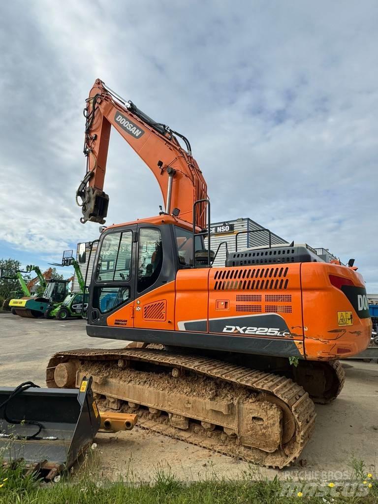Doosan DX 225 LC-5 Bageri guseničari