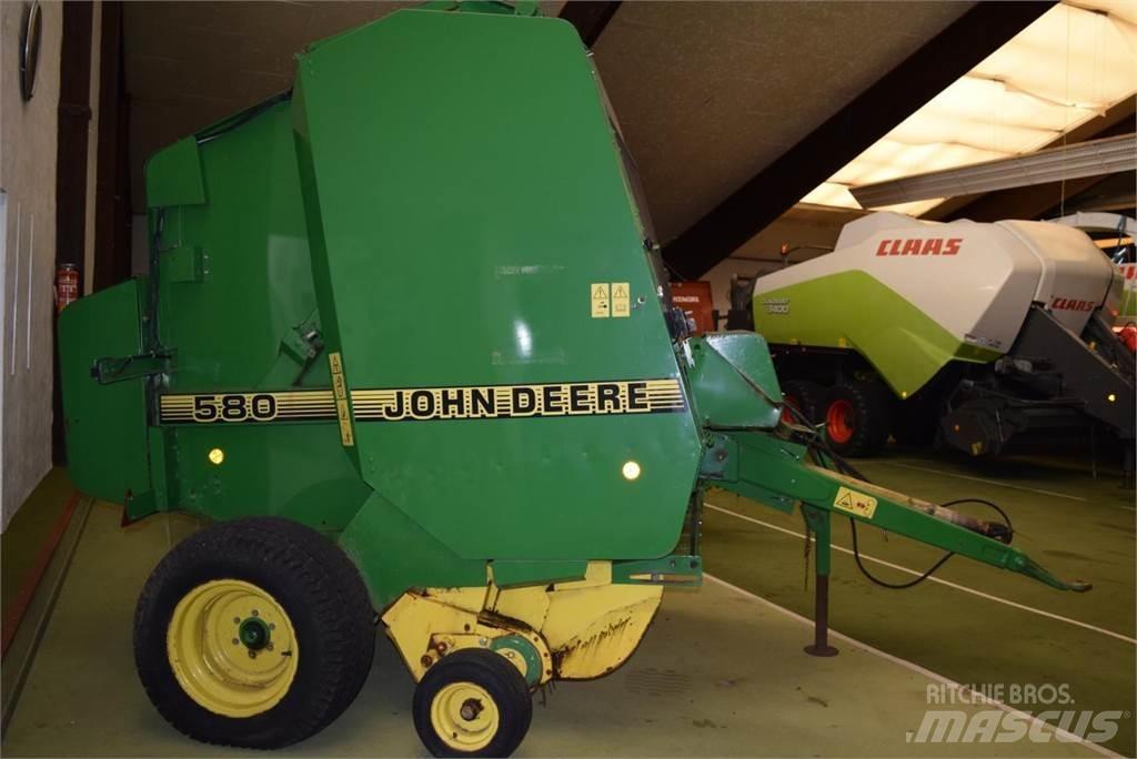 John Deere 580 Prese/balirke za rolo bale