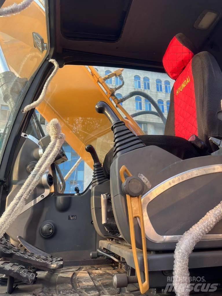 Hyundai R220LC-9S Bageri točkaši