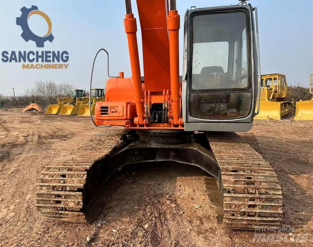 Hitachi EX 200 Bageri guseničari