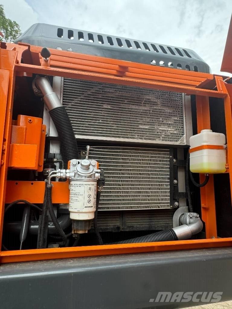 Doosan DX 225 LCA Midi bageri 7t – 12t