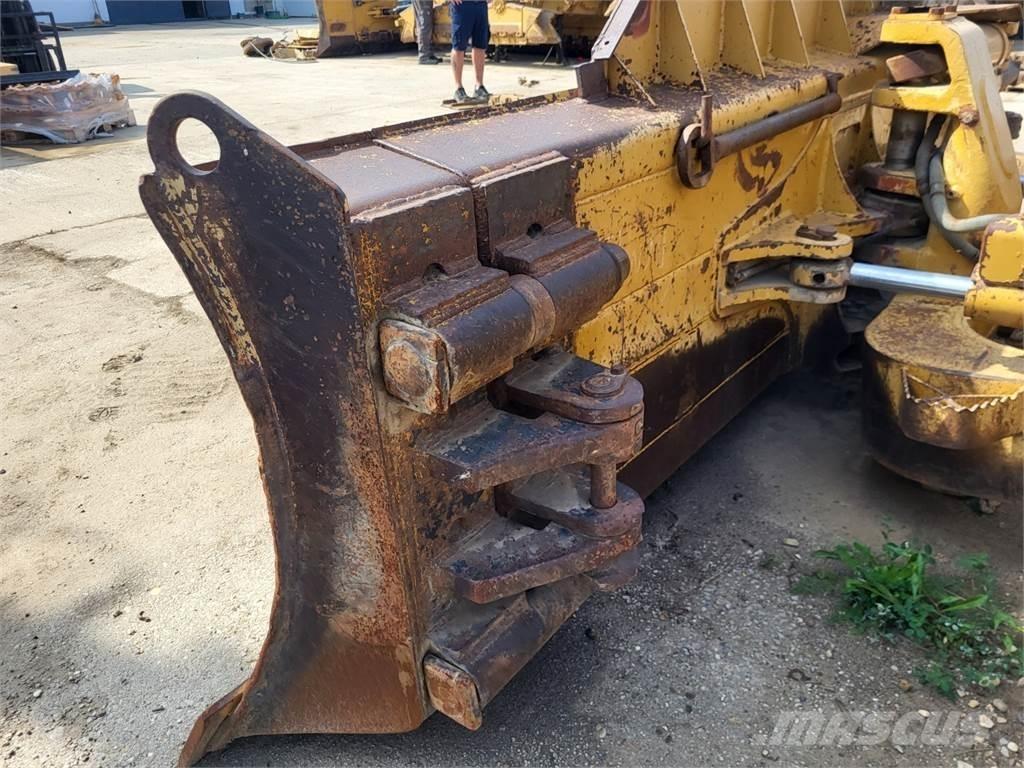 CAT D6N LGP Ostalo za građevinarstvo