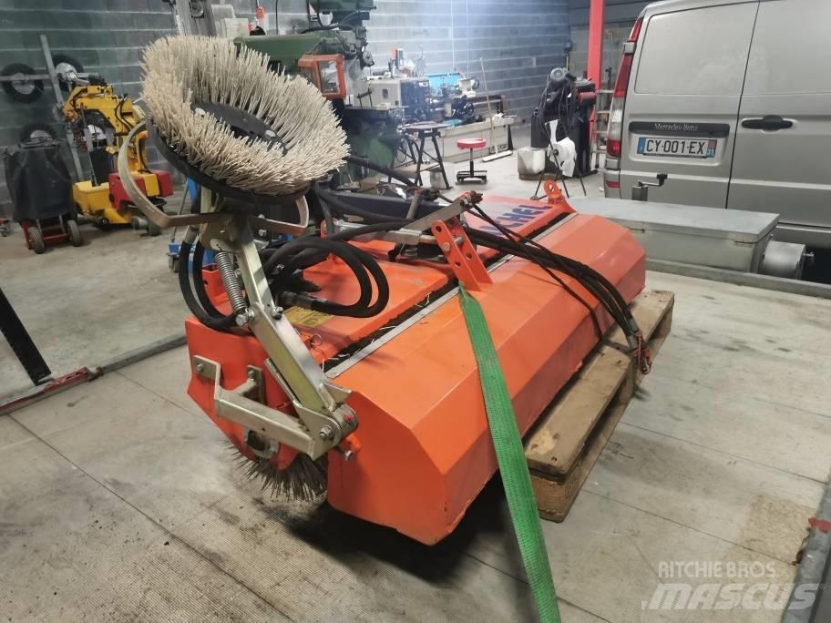 Tuchel Simplex 135HD Mašine za čišćenje