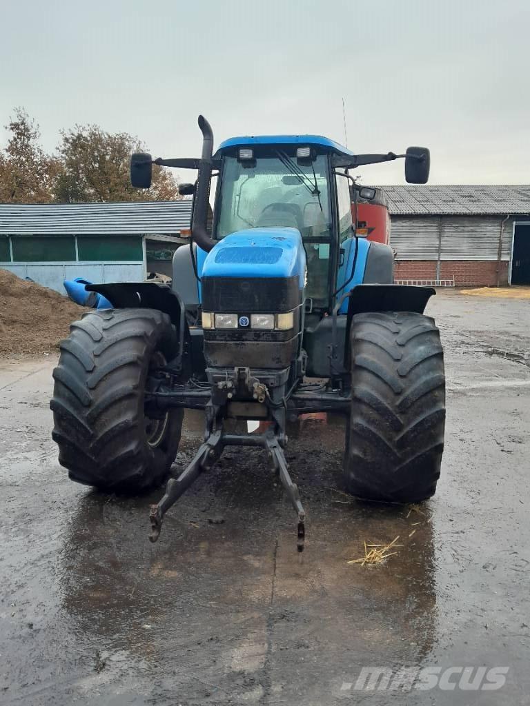 New Holland TM 190 Traktori