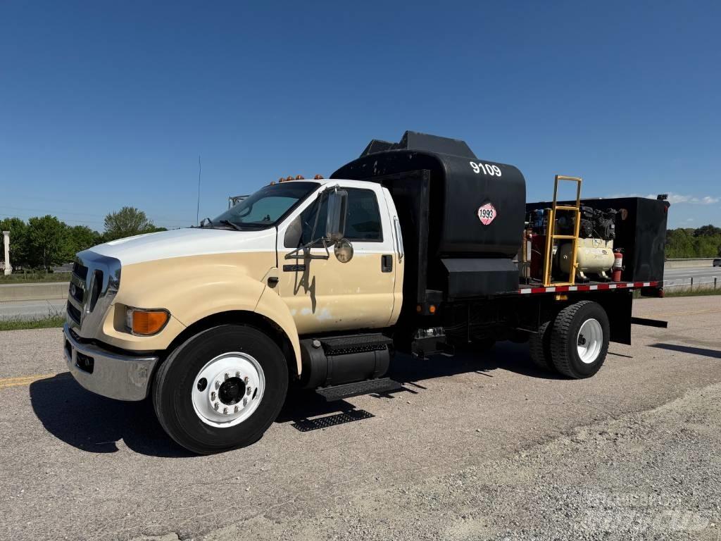 Ford F 750 XLT Komunalna vozila za opštu namenu