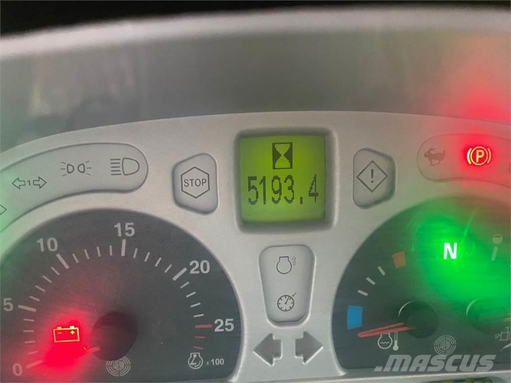 Steyr 6135 Profi Traktori
