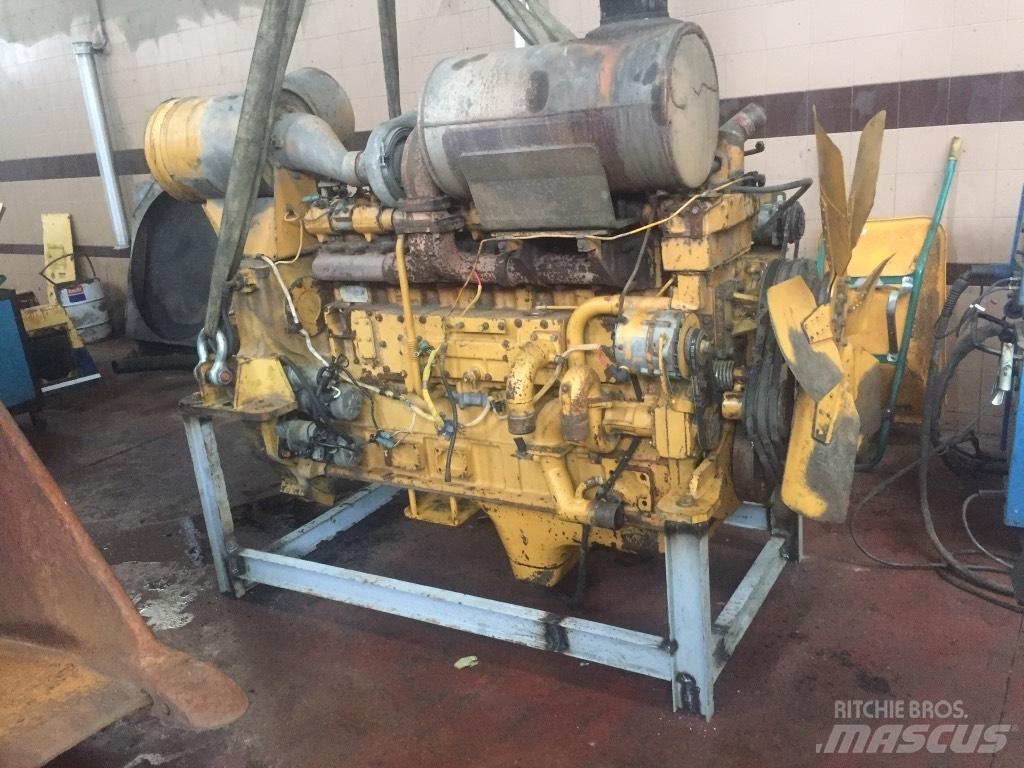 Komatsu WA600-1 Utovarivači na točkove