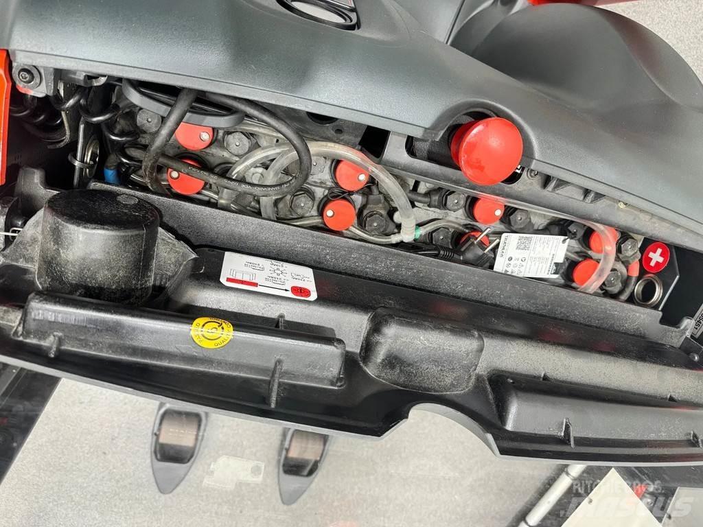 Linde L 12 Ručni električni viljuškar
