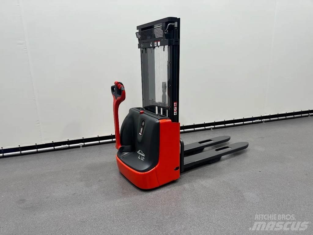 Linde L 12 Ručni električni viljuškar