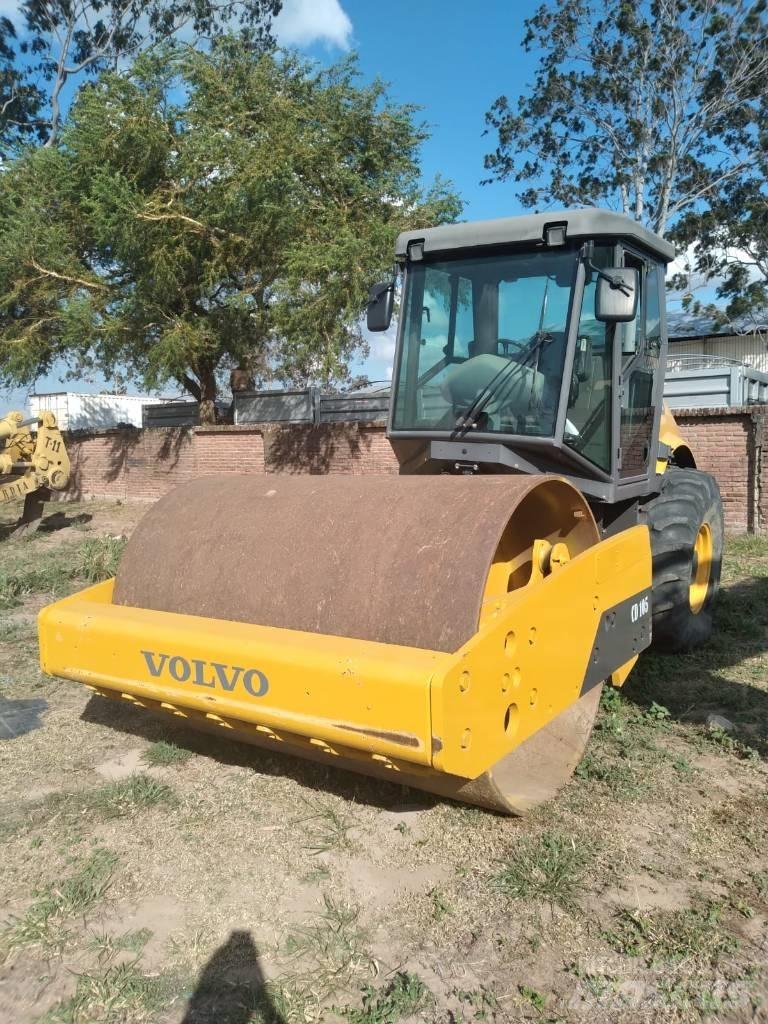 Volvo SD 105 Nabijači zemlje