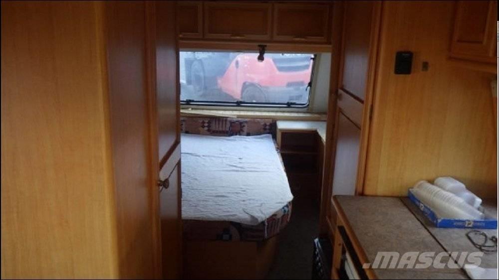 LMC 450 D Kamperi i kamp prikolice