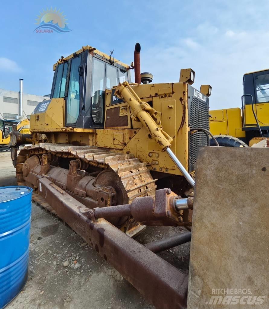 CAT D 7 G II Buldožeri guseničari