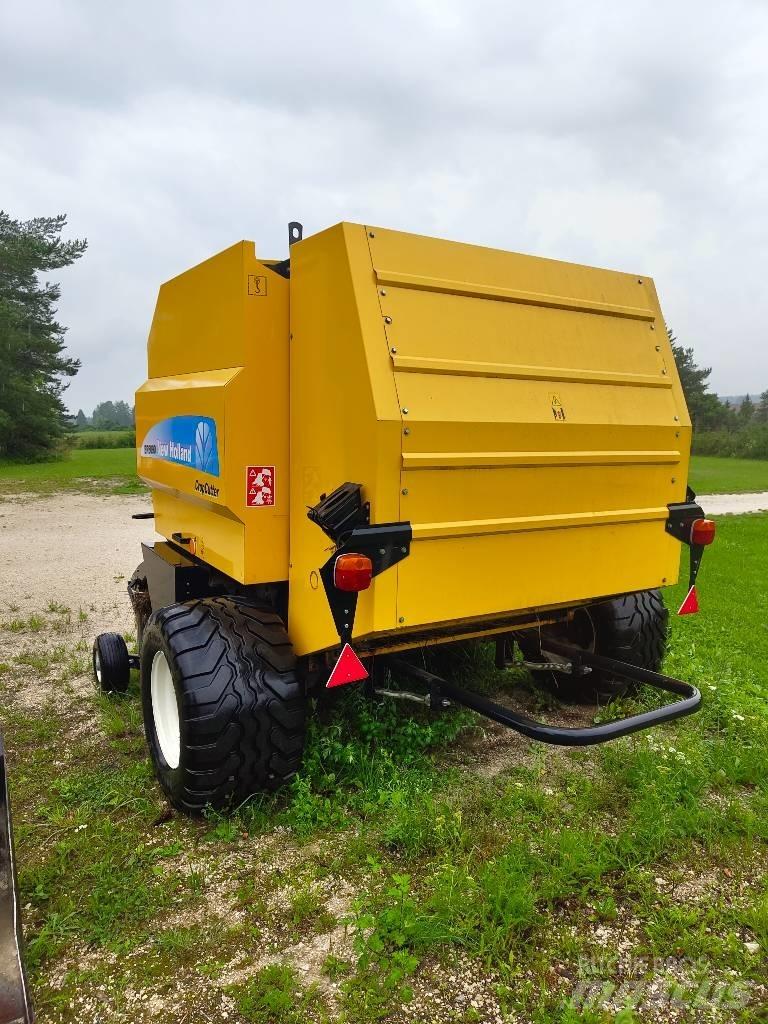New Holland BR 6090 Prese/balirke za rolo bale