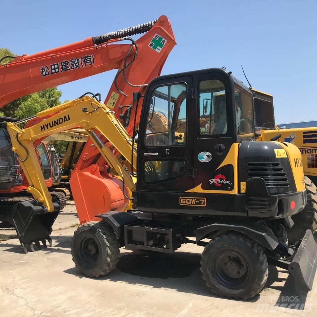 Hyundai 60 W Bageri guseničari