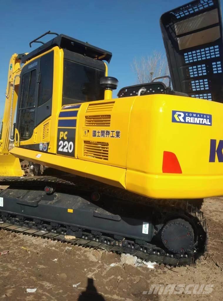 Komatsu 220-8 Bageri guseničari