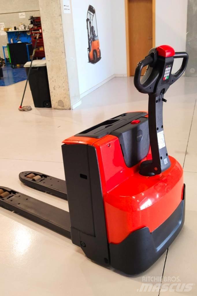 BT LWE 180 Nisko podizni električni viljuškar