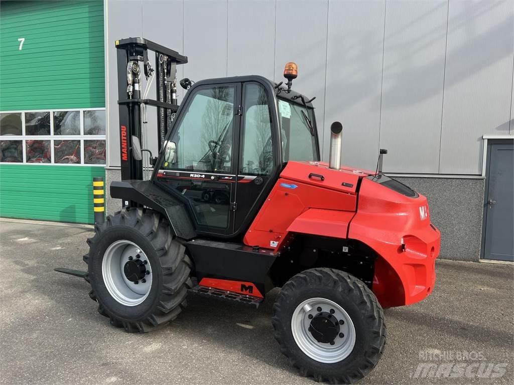 Manitou M30-4 Vanterenski viljuškar