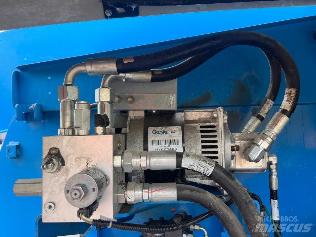 Genie S 65XC TRAX Zglobne podizne platforme
