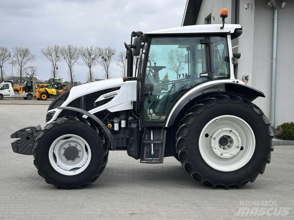Valtra A 134 Traktori