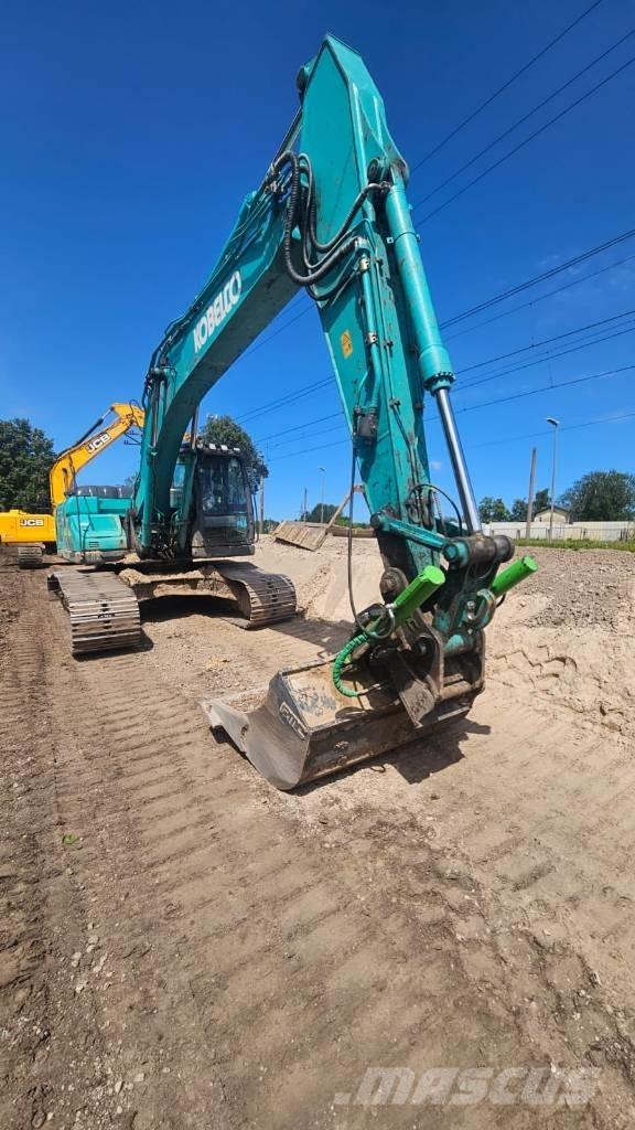 Kobelco SK 210 LC Bageri guseničari