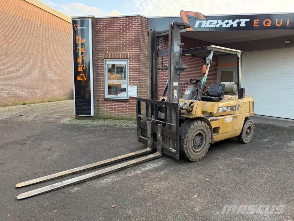 CAT GP 40 Plinski viljuškari