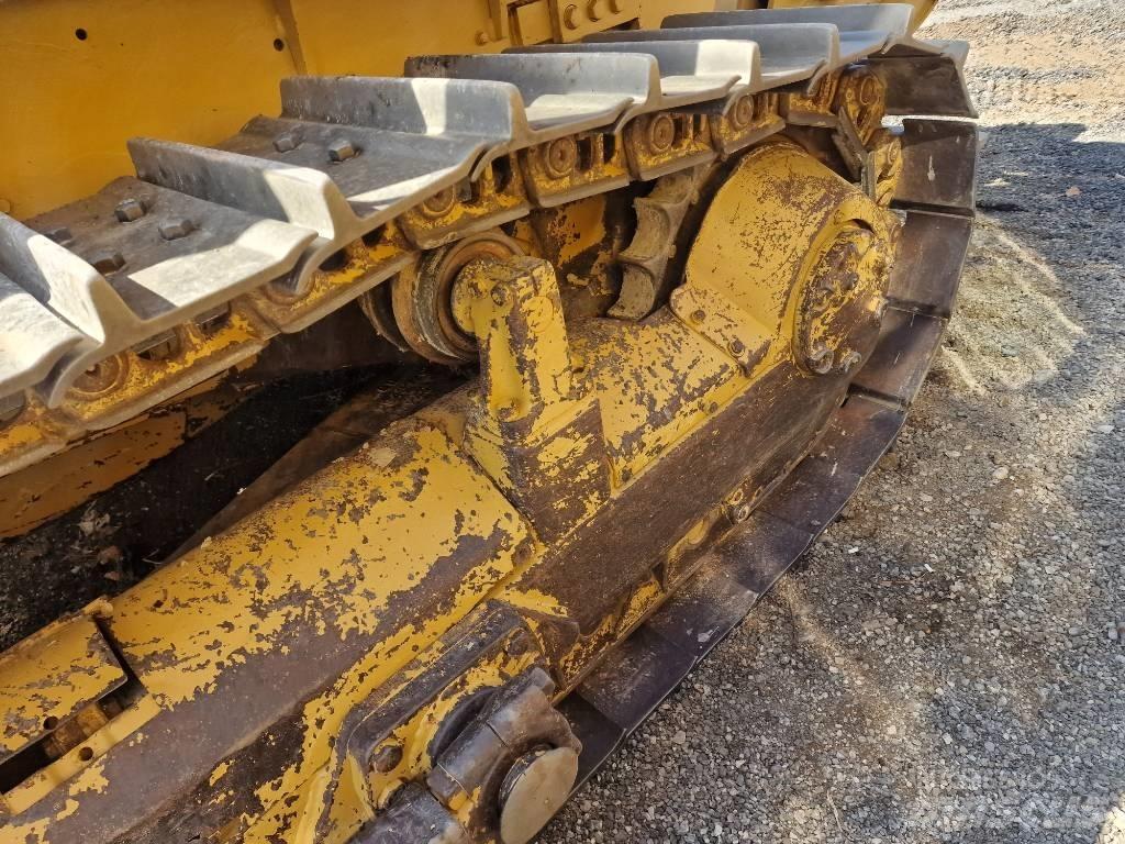 CAT D 6 D Buldožeri guseničari
