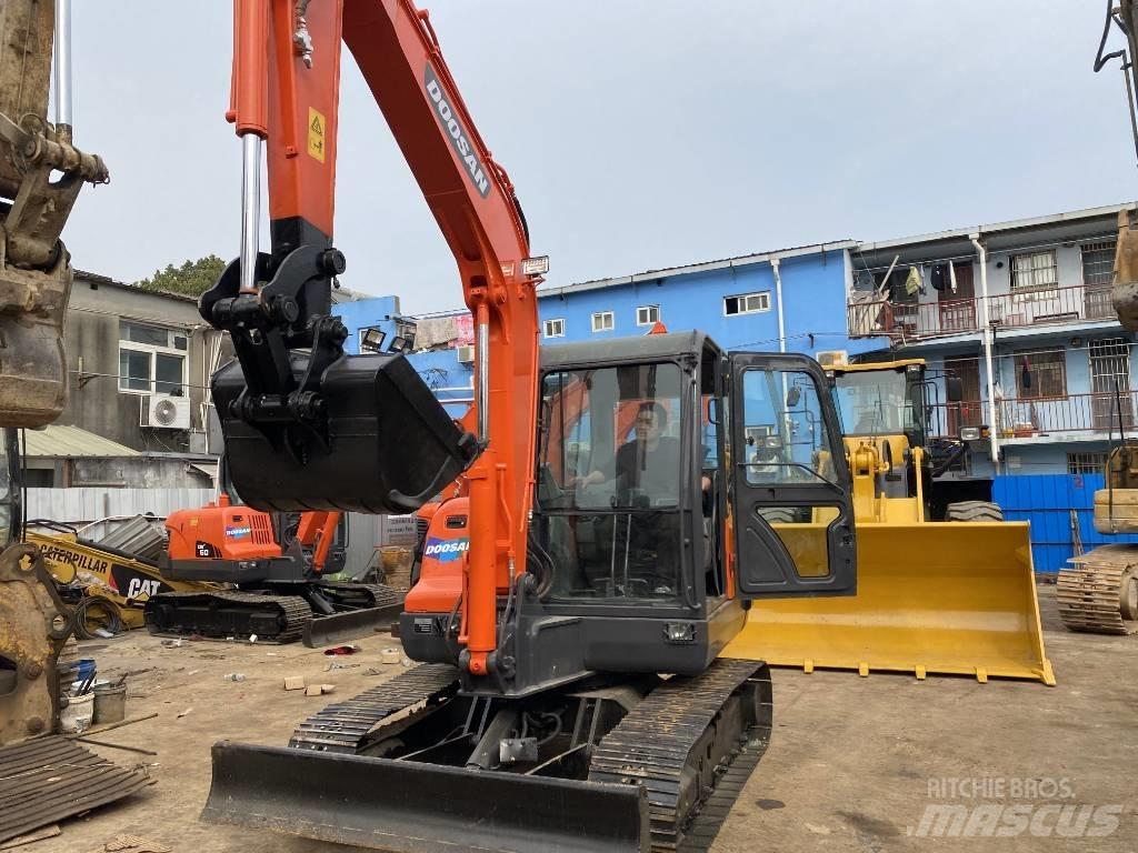 Doosan DX 60 Bageri guseničari