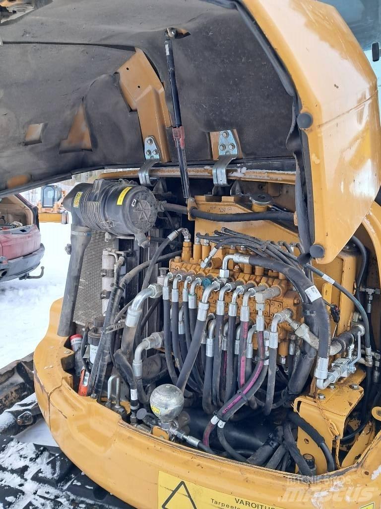 CAT 305 Mini bageri < 7t