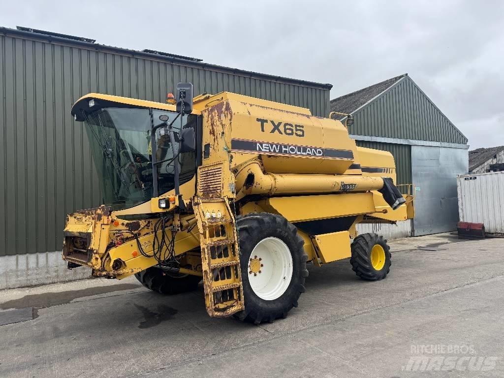 New Holland TX 65 Kombajni