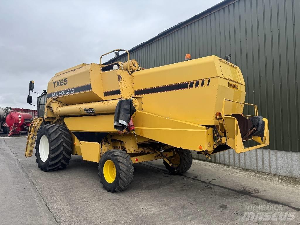 New Holland TX 65 Kombajni