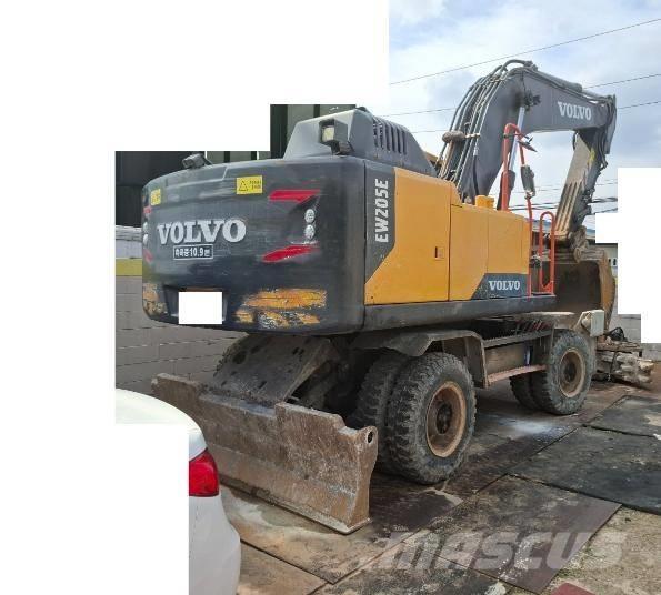 Volvo EW 205E Bageri točkaši