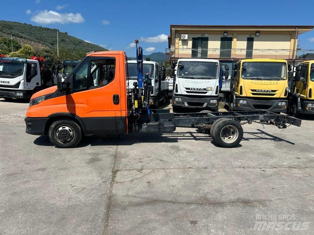 Iveco Daily 35-140 Kamioni sa kranom