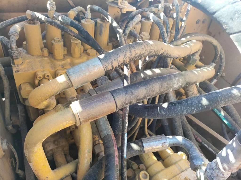 CAT 320 C Bageri guseničari