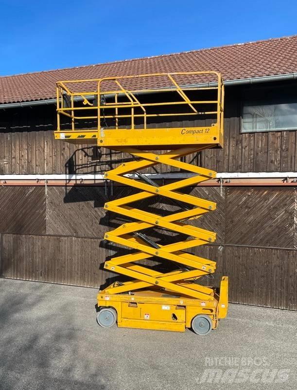 Haulotte Compact 12 Makazaste platforme
