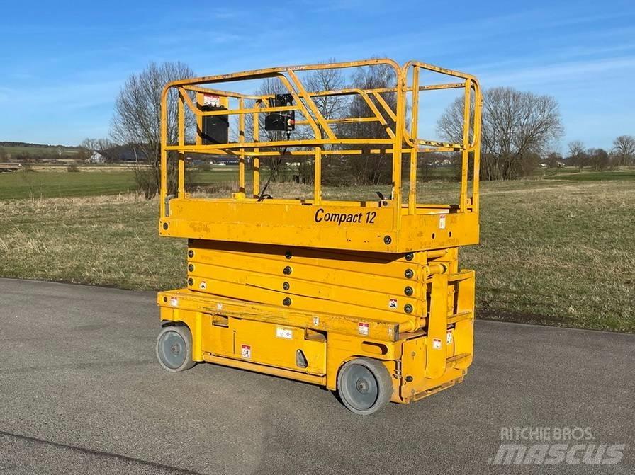 Haulotte Compact 12 Makazaste platforme