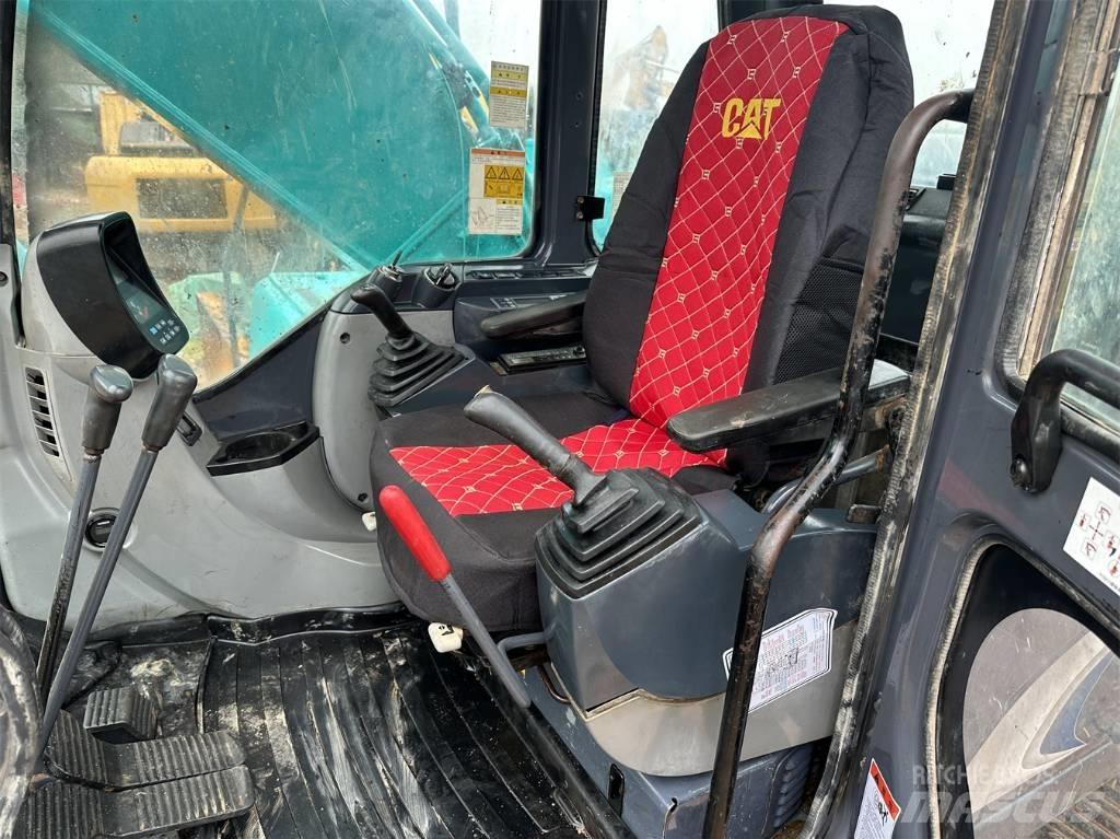Kobelco SK210 Bageri guseničari