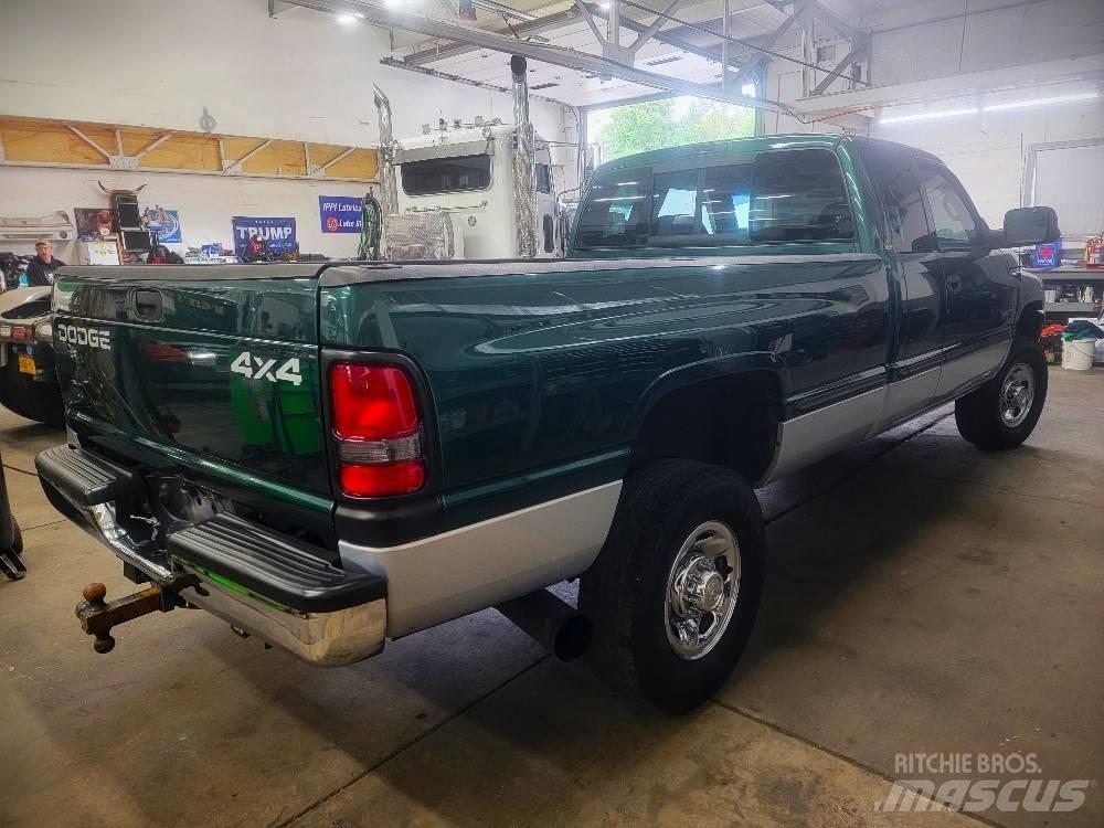 Dodge 2500 SLT Ostali kamioni