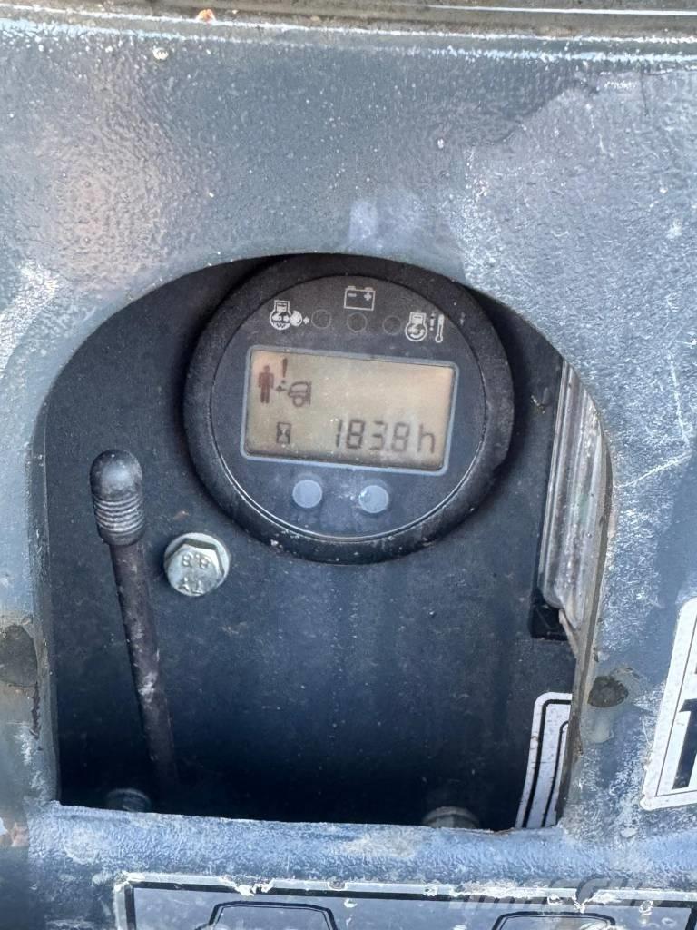 Bomag BMP 8500 Nabijači zemlje