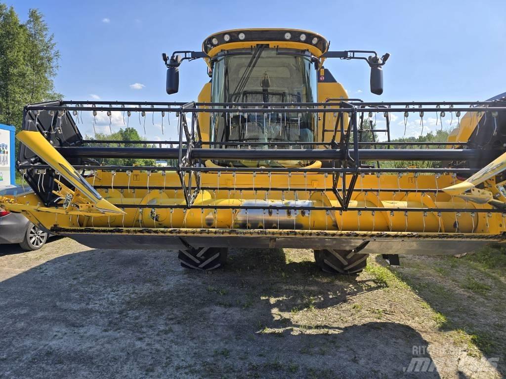 New Holland TC 4.90 Kombajni