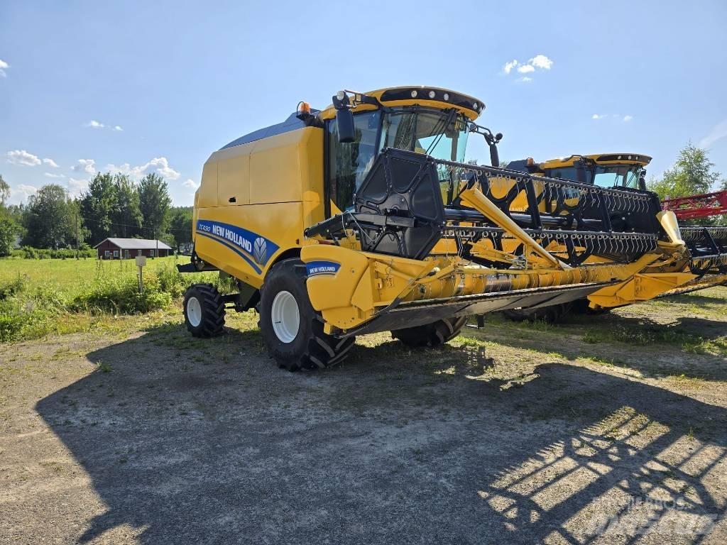 New Holland TC 4.90 Kombajni