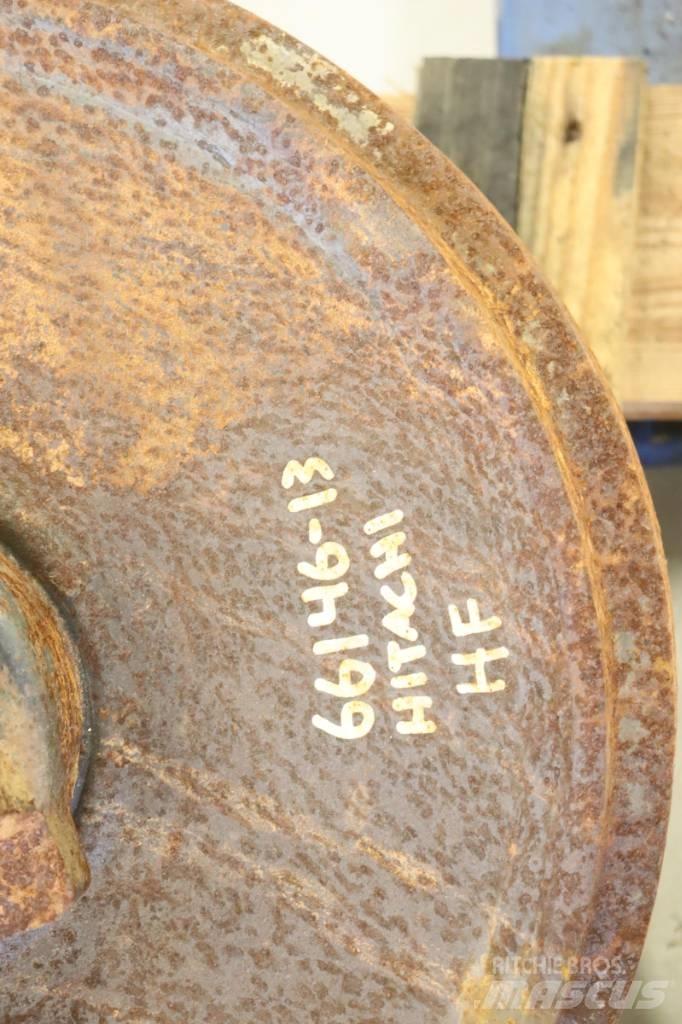 Hitachi 130 Bageri guseničari