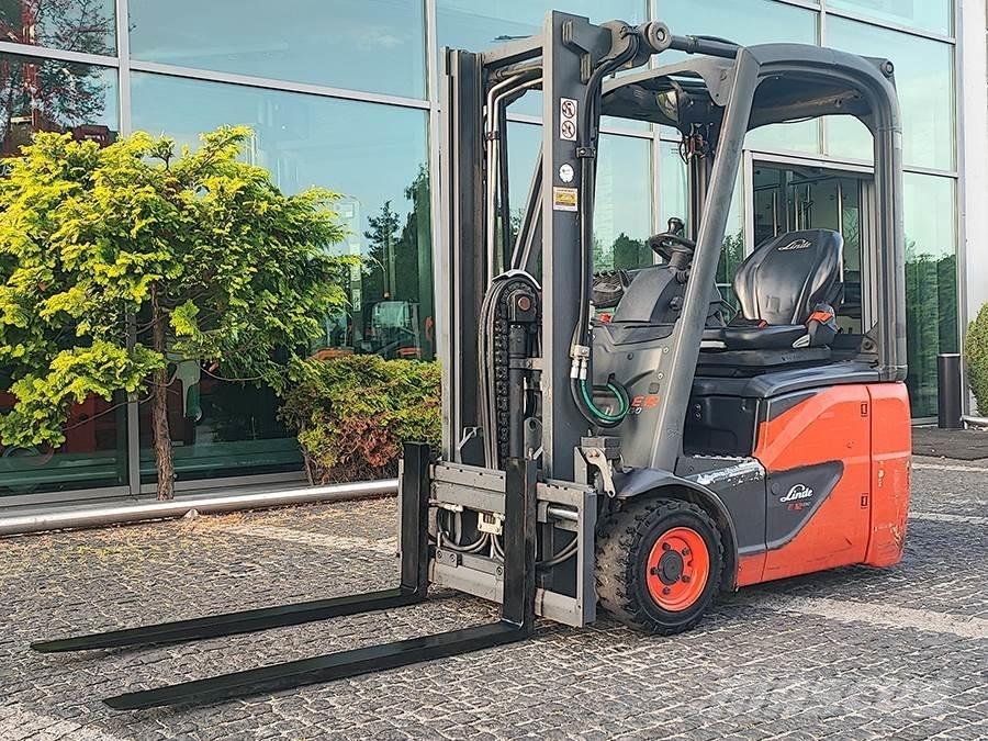 Linde E12-02 Električni viljuškari