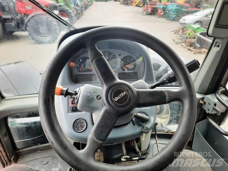 Valtra 163 Versu Traktori