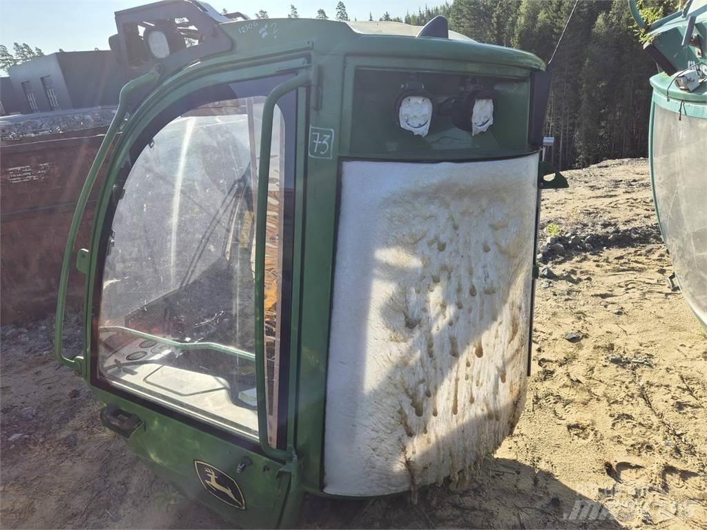John Deere 1270G Kabine i unutrašnjost