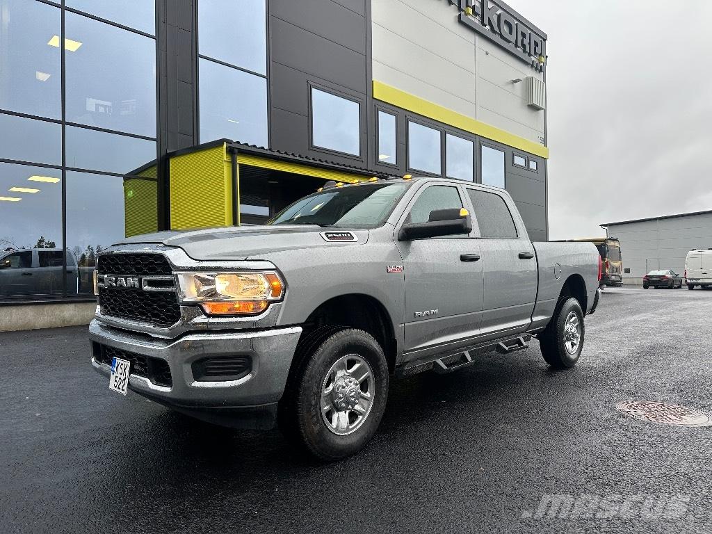 RAM 2500 Tradesman Pik up kamioni